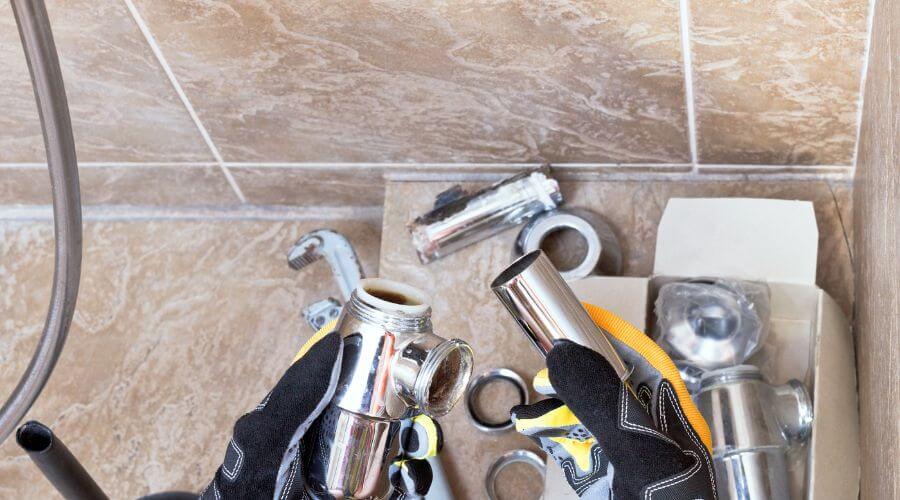 Professional gutter cleaning in Killdeer, ND